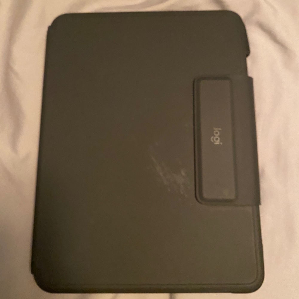 11 iPad Pro keyboard
